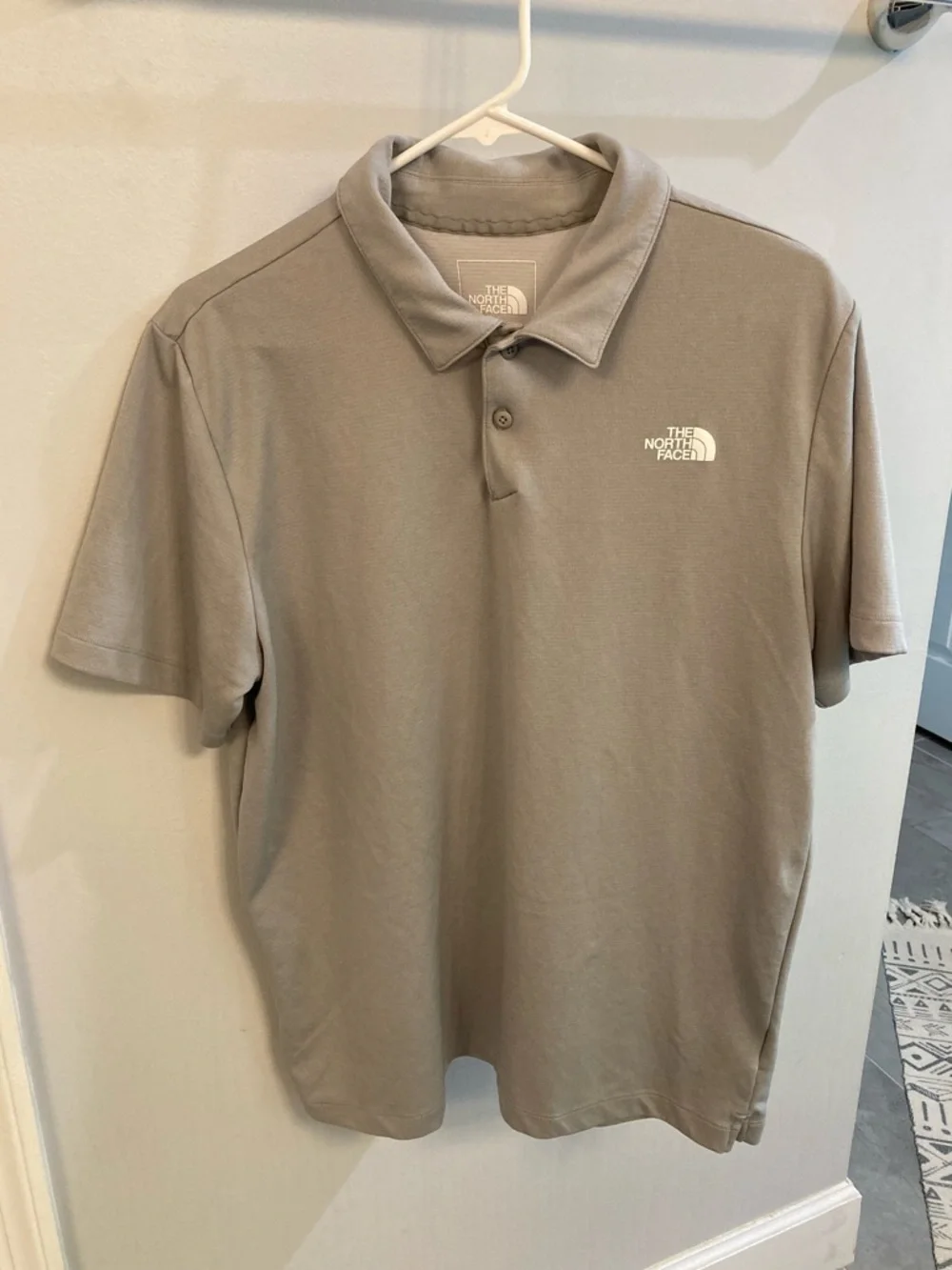 The North Face Men’s‎ Performance Short Sleeved Polo Gray Size Large
